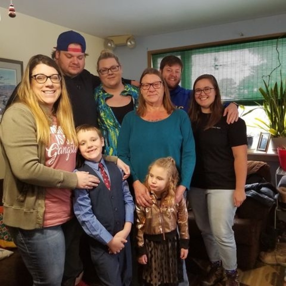 Meet your Posher, Connie